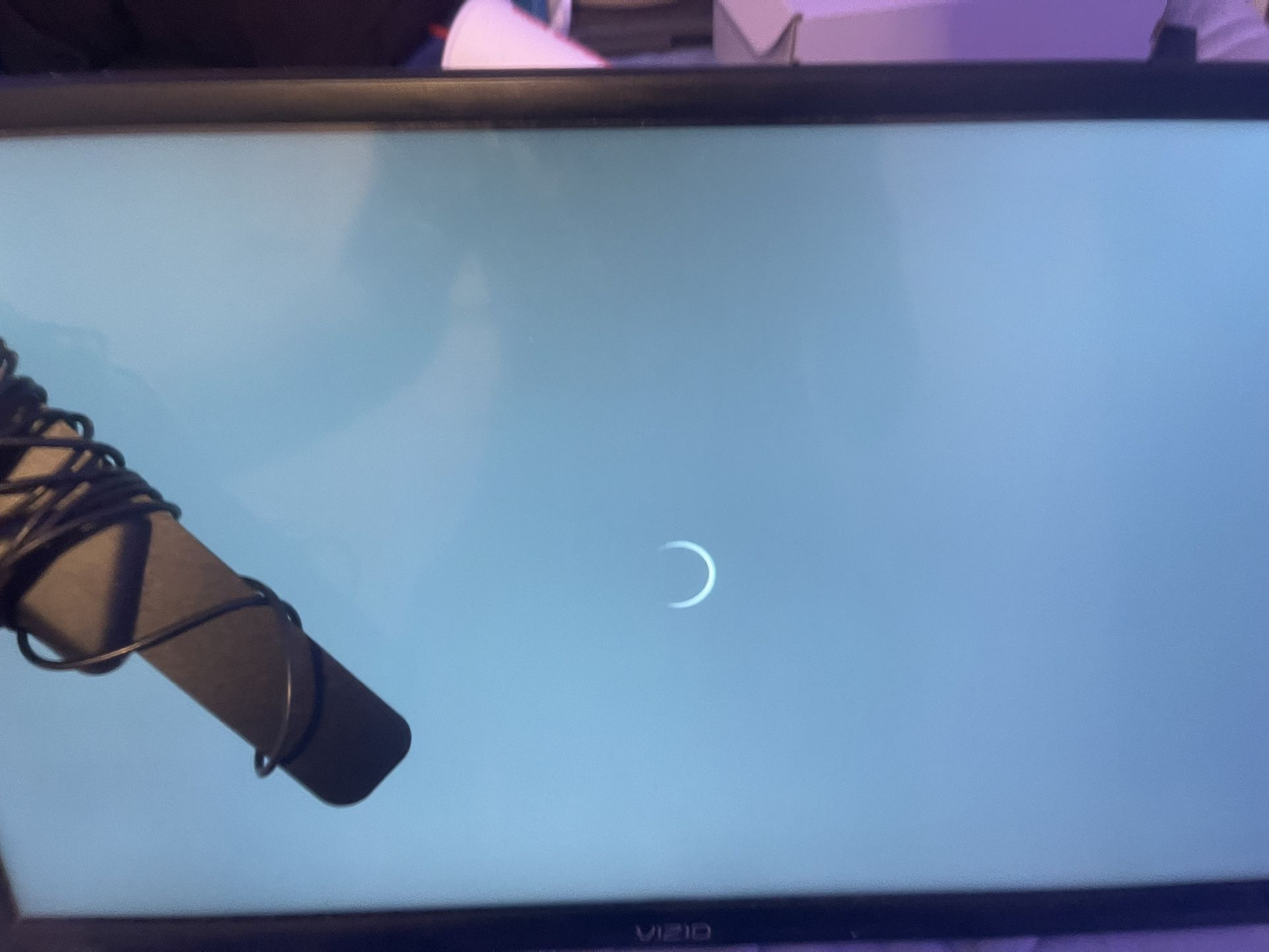 Visio Smart Tv 24inch Selling For Cheap