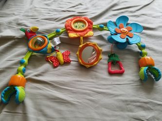 Car seat/ stroller attachment