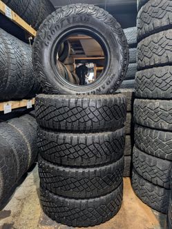 LT275/70R18 Goodyear $850 Set of 5