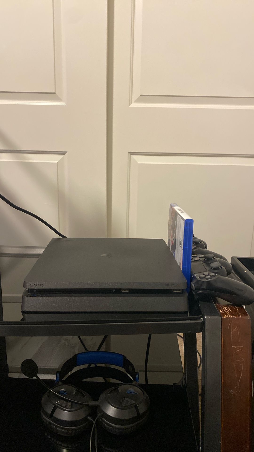 PS4