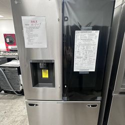 LG Counter Depth Max Refrige With Instaview 