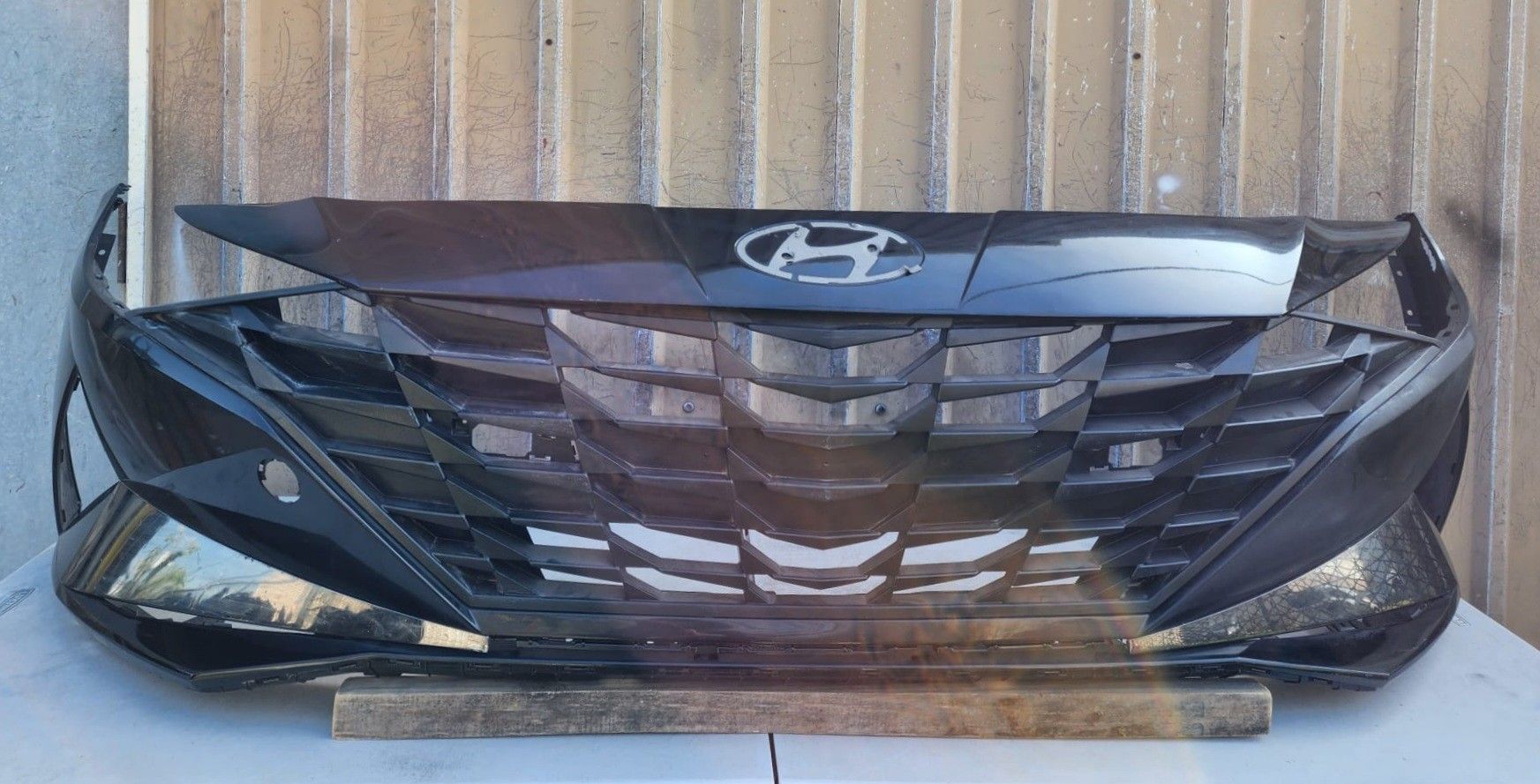 2021-2023 Hyundai Elantra Front Bumper OEM