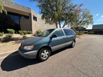 2000 Toyota Sienna