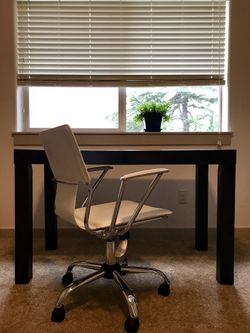 WEST ELM Parsons Desk