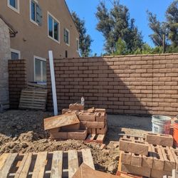 Block Walls/Retaining Walls