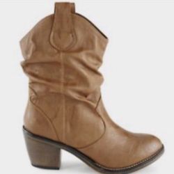 ~Womens/Girls~Shoes~Cowboy/Cowgirl Boots~Size 7~Only Worn Once~Great Condition~Smoke/Pet Free Home~Porch Pick Up In Archdale~$20OBO~