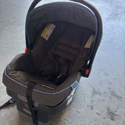 Graco Snugride Snuglock 30 (2019)