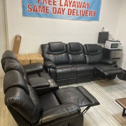 BLACK LEATHER LOVESEAT AND SOFA RECLINING SET