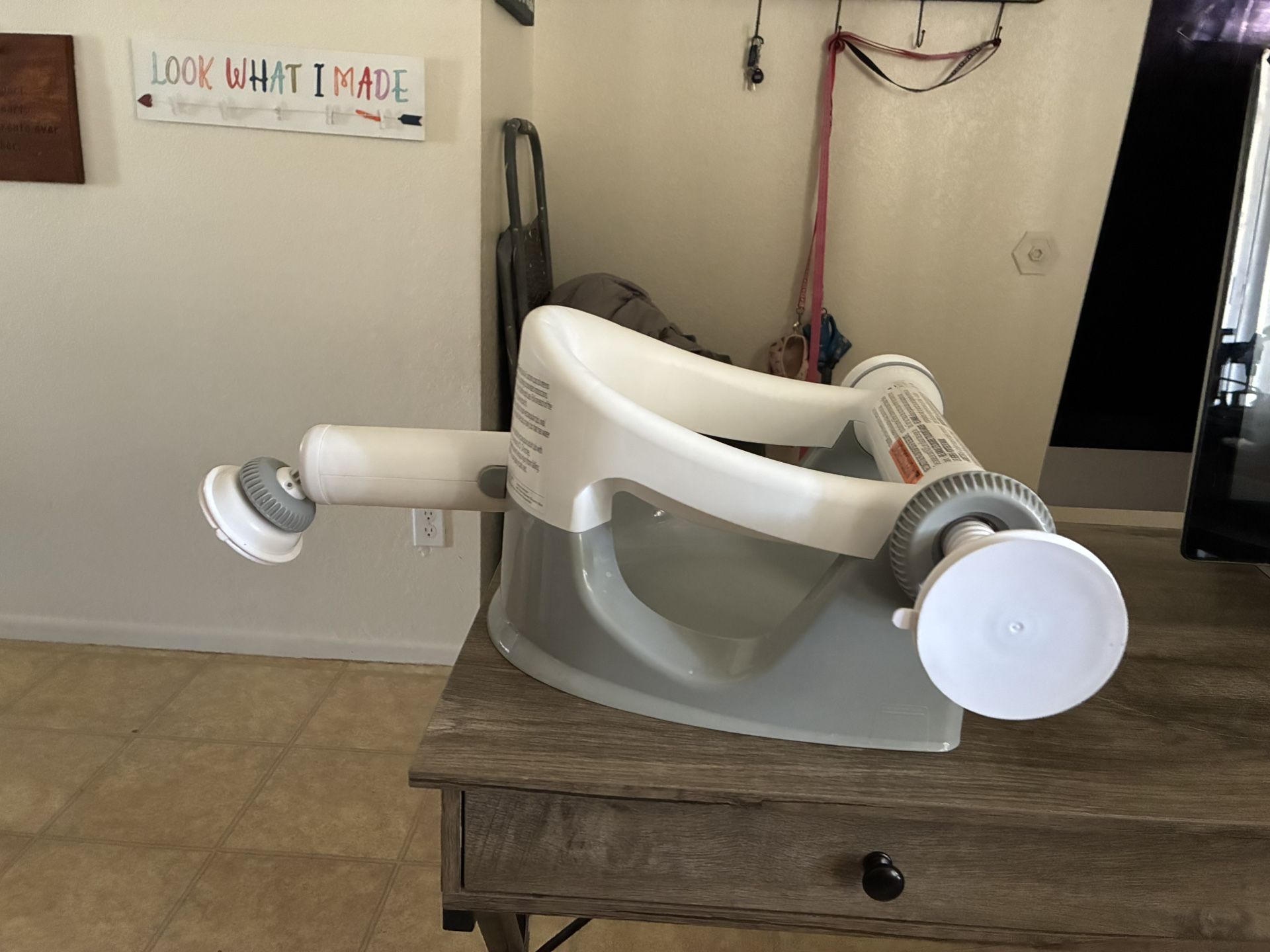 Baby bath seat 