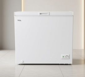 TCL 7.0 Cu Ft Garage Ready Chest Freezer - Spotless ($160 OBO)