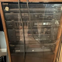 Panasonic Stereo With Speakers 