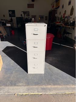 4 Drawer Metal Filing Cabinet