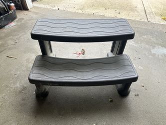 Cover Valet Plastic 24” Spa/pet Steps