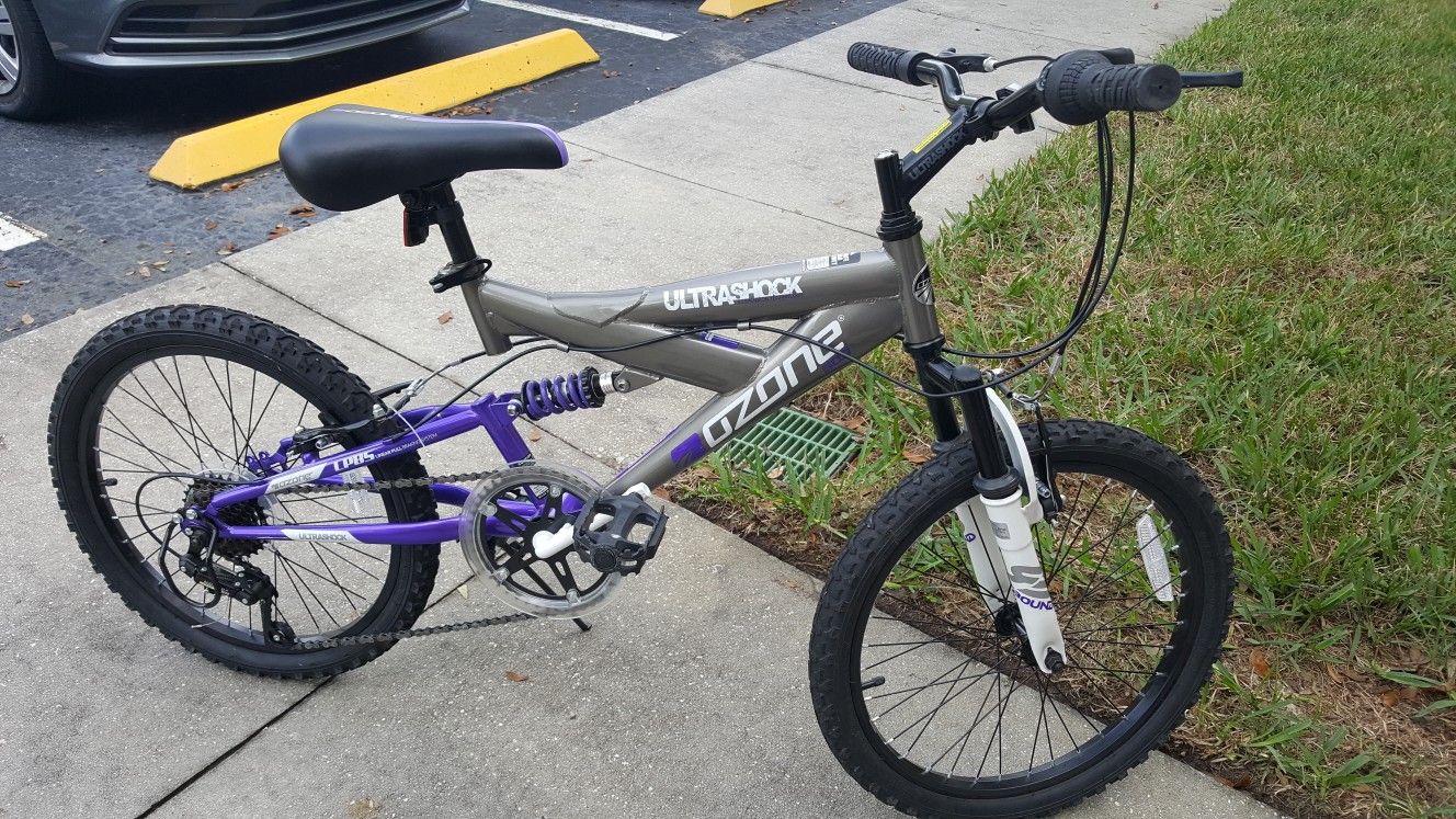 Ozone 500 Girls' Ultra Shock ~ 20" 7-Speed Mountain Bicycle