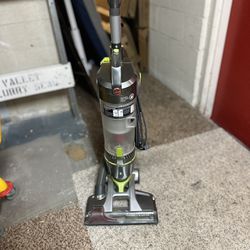Hoover WindTunnel Air Steerable Pet Upright Vacuum