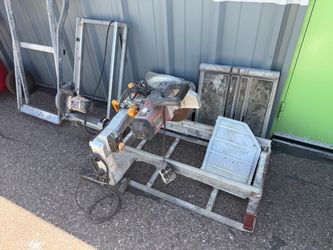 Tile saws