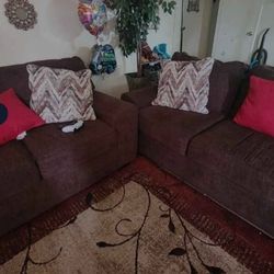 Brown Couch And Loveseat Good Condition 