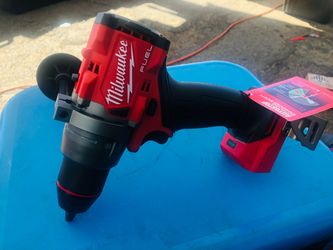 Milwaukee M18 FUEL 18V Lithium-Ion Brushless Cordless 1/2 in. Hammer Drill/Driver (Tool-Only)