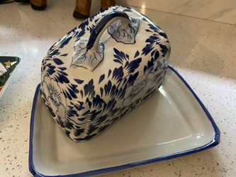 Butter Dish -MUST GO