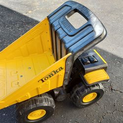 TONKA TRUCK 