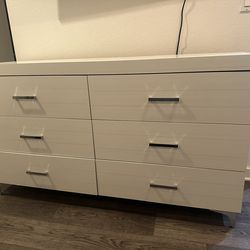 White-gray 6 Drawer Dresser