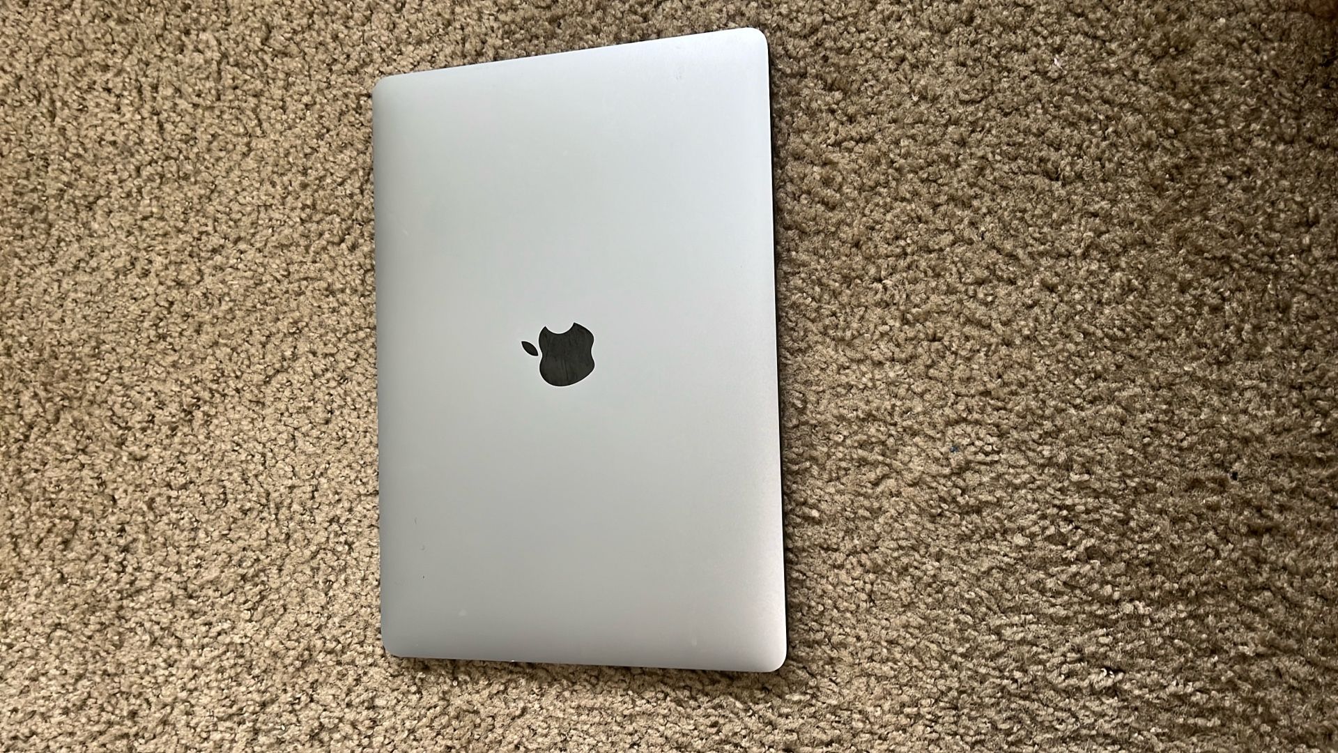 13inch 2017 MacBook Pro $160