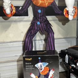 8FT Clown animatronic Spirit Halloween 