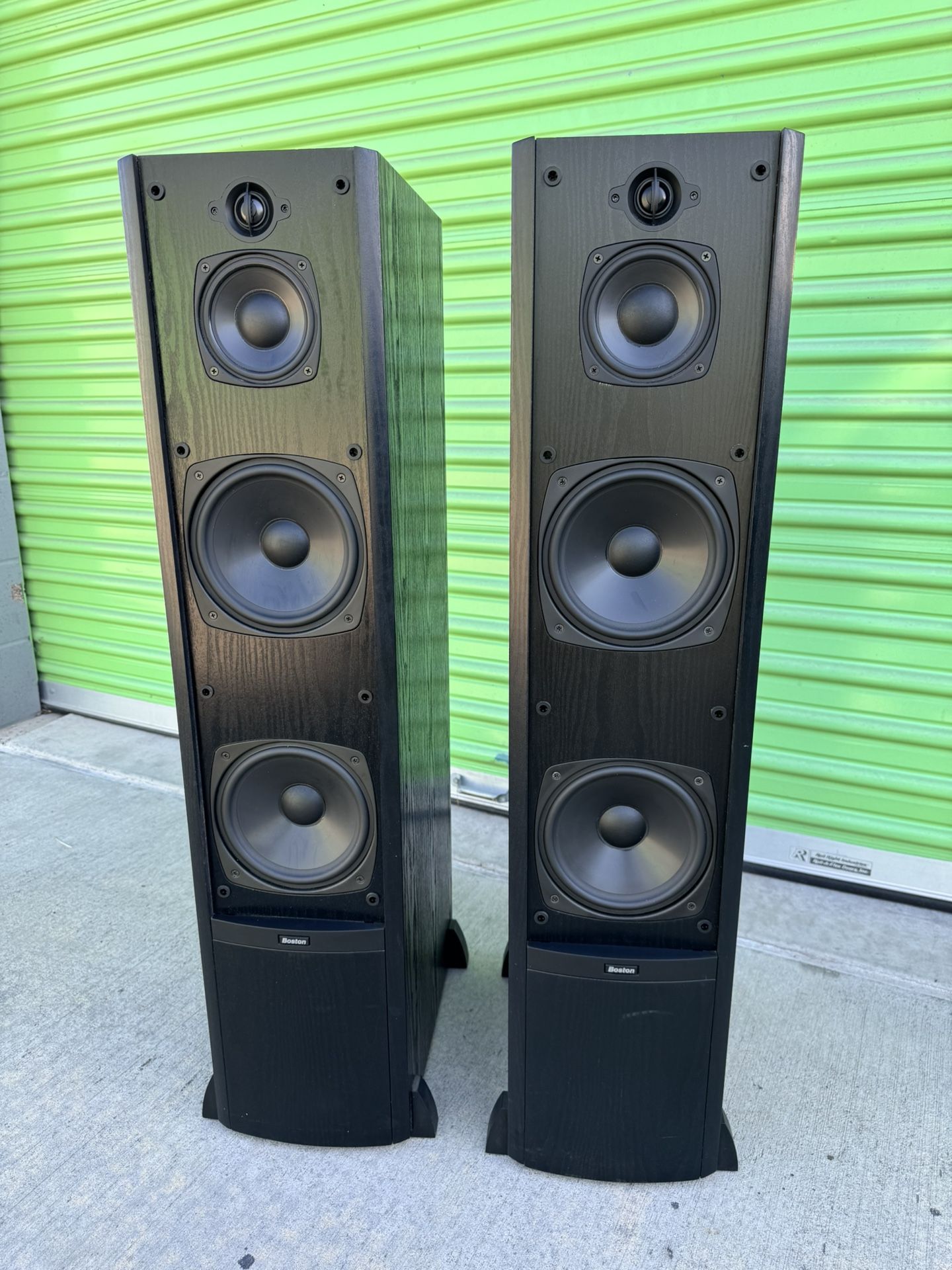 Speakers Boston Acoustics VR3 /250 watts