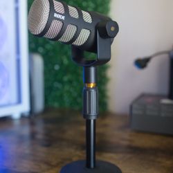 Rode Microphone w/ Desk Stand - Like New!