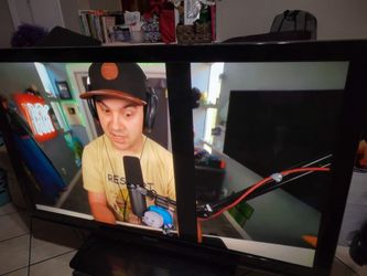 Panasonic TV 65in
