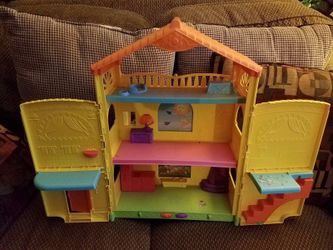 Play House makes music talks