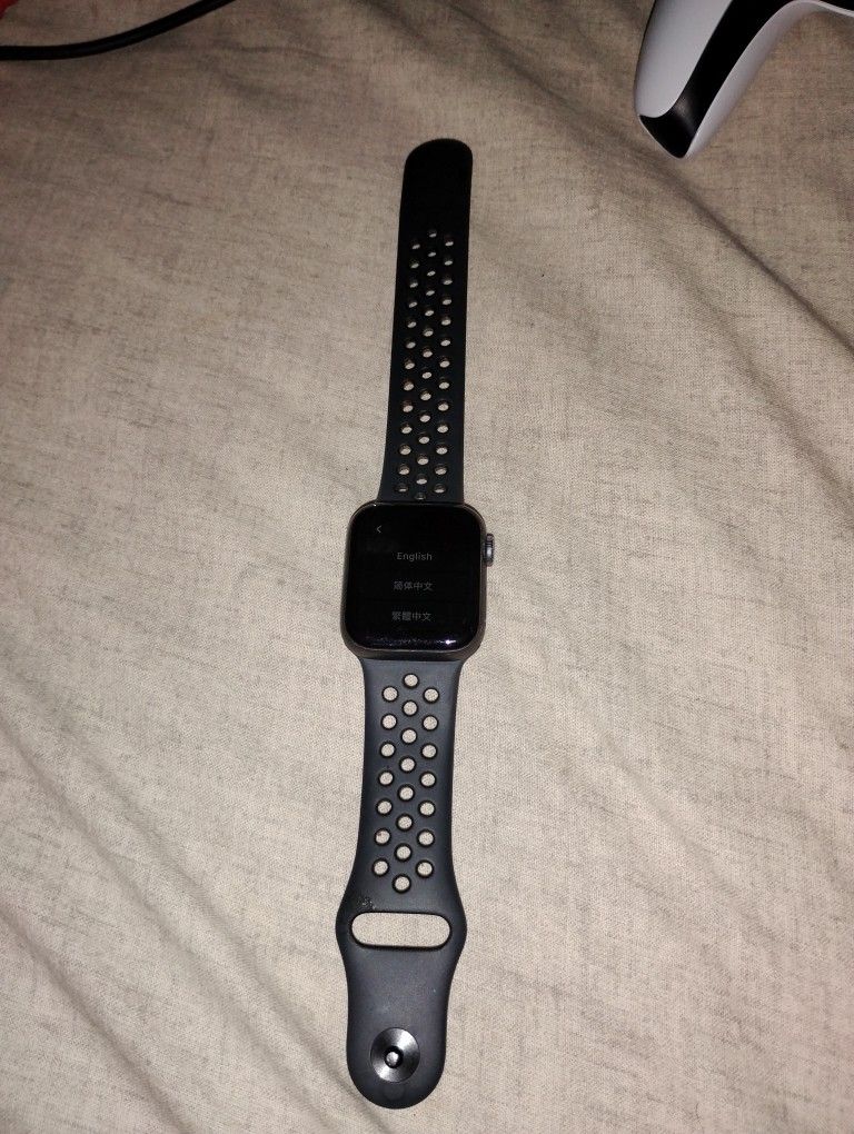 Nike Apple Watch Series 5