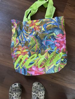 Aerie Tote Bag