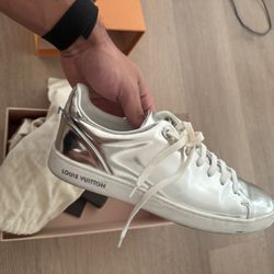 Louis Vuitton women’s Sneaker Size 38