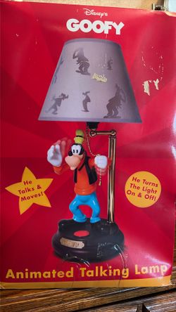 Goofy Animated, Talking Lamp 