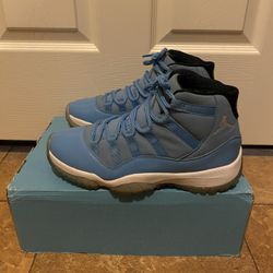 Jordan Retro 11 Pantone Size 8.5 Mens