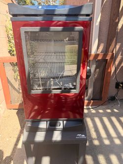 Masterbuilt 30 Electric Smoker w/stand  ($50 firm)