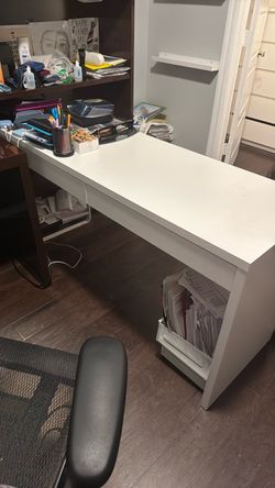 White Desk with Drawer