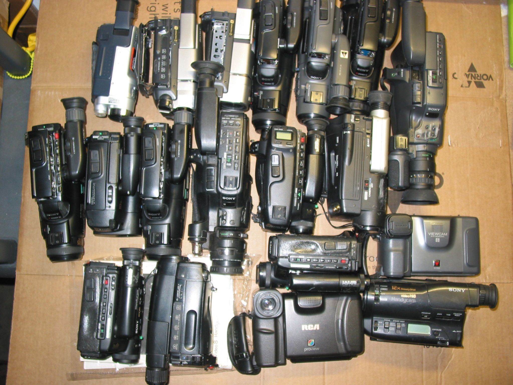 Sony Vintage 8mm Video8 Hi8 Tape Camcorder 19 Camera Lot for Repair/parts NON-WORKING