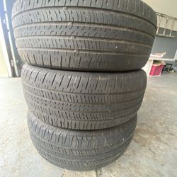 Tires, 235/60/18 . 