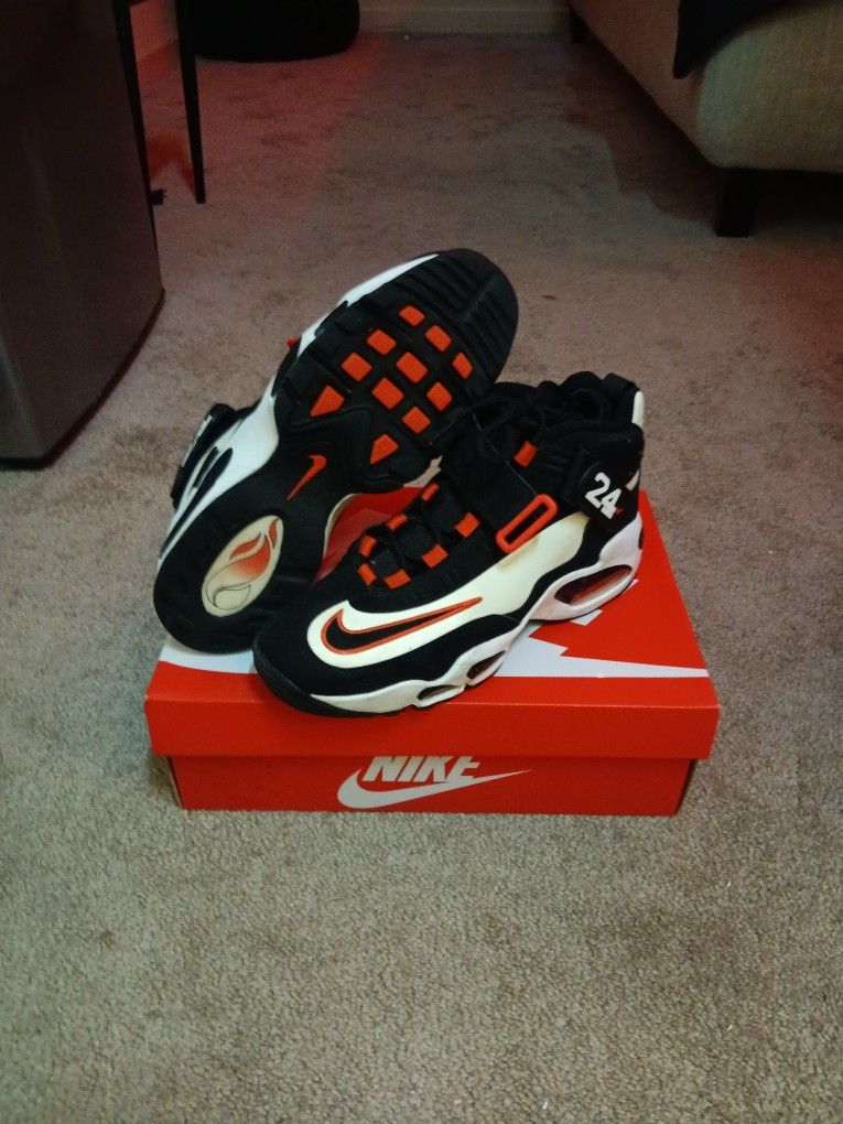 Nike Air Griffey Max 1 – Black/Orange/White – Men’s Basketball Shoes