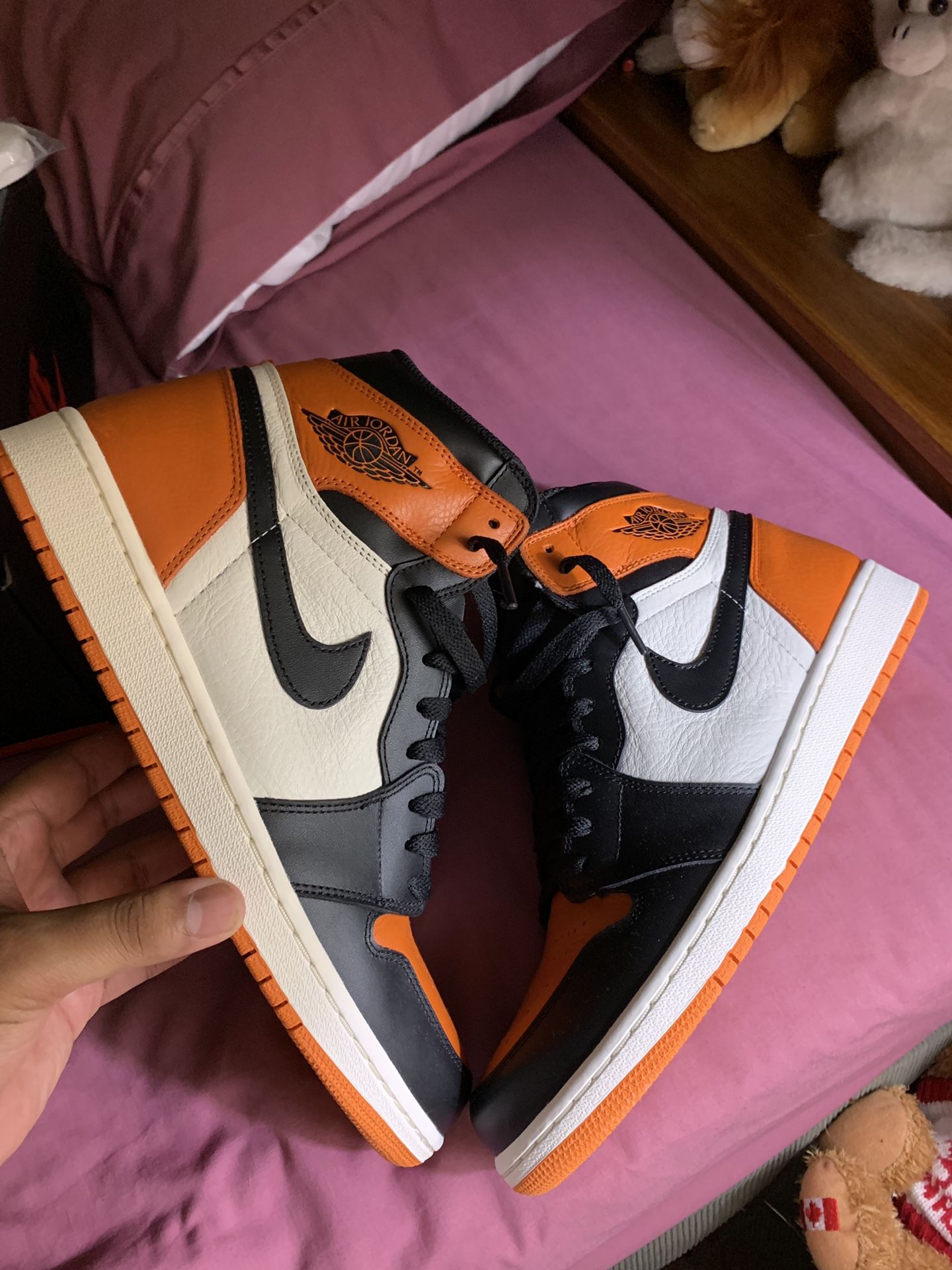 Jordan retro 1 shattered backboard