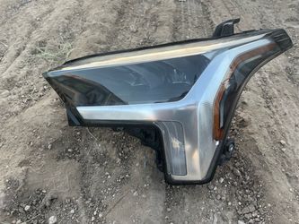 2022-2026 Toyota Tundra LED Driver Headlight w/ Manual OEM BBS7