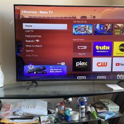 Hisense 55” Roku Smart TV with Stand