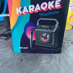 Karaoke machine 