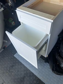 White Shaker Trash Pull-Out Base Cabinet