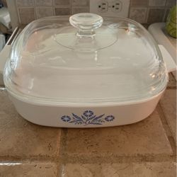 Corning Ware Blue Cornflower square casseroles 10 in.-with Pyrex lid