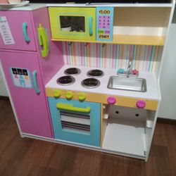 Play Kitchen 