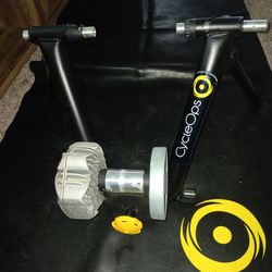 Used Cycleops Trainer Bicycle Accessories