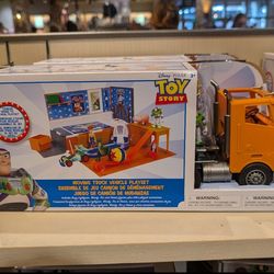 NEW Disney Parks WDW Pixar Toy Story Moving Truck Playset Woody Buzz Lightyear